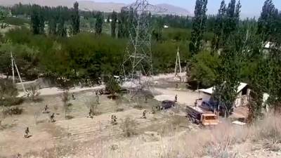 На границе Киргизии и Таджикистана происходят вооруженные столкновения