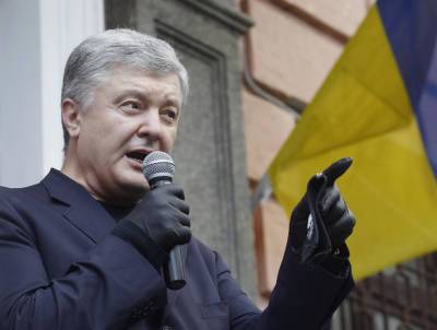 В Крыму собрались судить Порошенко и Кравчука за "терроризм"