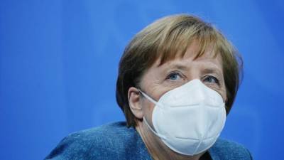 Необъяснимые действия Меркель: почему канцлер хочет держать Германию на карантине