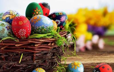 Соцопрос показал, как украинцы планируют праздновать Пасху