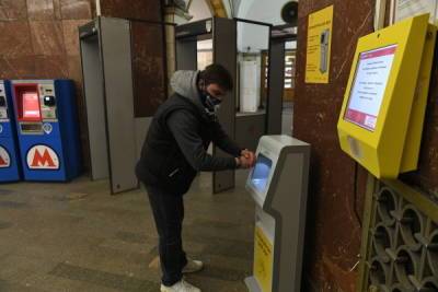Пассажиры московского метро воспользовались санитайзерами более 400 миллионов раз