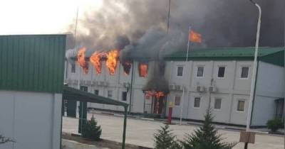 Киргизия обвинила Таджикистан в поджоге домов жителей приграничного села