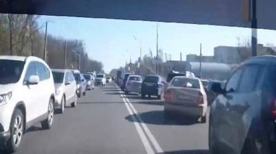 Сопровождали авто с беременной: видео невероятного поступка патрульных Харькова