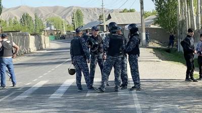 Киргизия и Таджикистан договорились совместно патрулировать приграничную зону