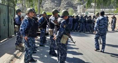 Кыргызстан и Таджикистан договорились о прекращении огня на границе и отводе сил
