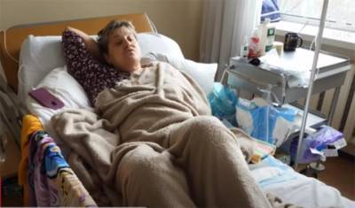 В Киеве женщину парализовало на третий день после прививки от коронавируса