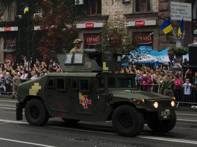 Морской спецназ Украины осваивает внедорожники США HMMWV