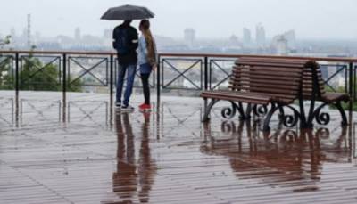 Доставайте шорты и зонты: в Украину придет потепление с грозами, какие области зальет