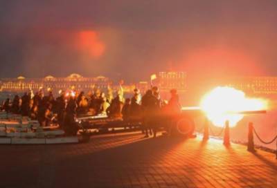 Салют в честь Дня Победы в Петербурге отменять не будут