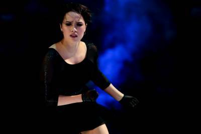 Загитова совершила три падения на льду во время шоу "Чемпионы на льду". ФОТО