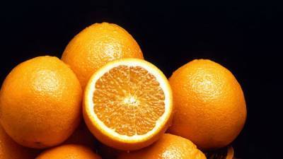 Чрезмерное употребление апельсинов может спровоцировать рак кожи