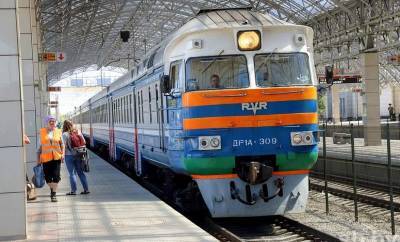 БЖД назначила более 60 дополнительных поездов на Пасху и Радуницу