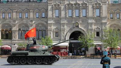 Пять типов танков проедут по Красной площади в День Победы