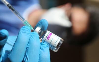Во Франции два человека скончались от тромбоза после прививки AstraZeneca