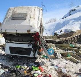 В Башкирии грузовик улетел в кювет, водитель погиб