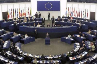 Европарламент хочет заставить Россию не запугивать Украину