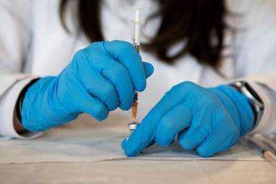 Нидерланды приостановили прививки молодежи вакциной AstraZeneca - lenta.ua - Голландия