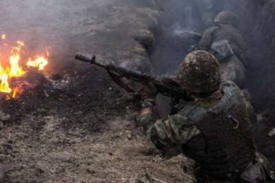 Боевики на Донбассе продолжают обстреливать позиции ВСУ из гранатометов