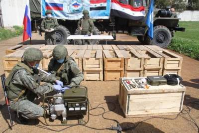 Владимир Павленко - Российские военные доставили электрогенераторы в сирийские школы - news-front.info - Россия - Сирия - Латакия