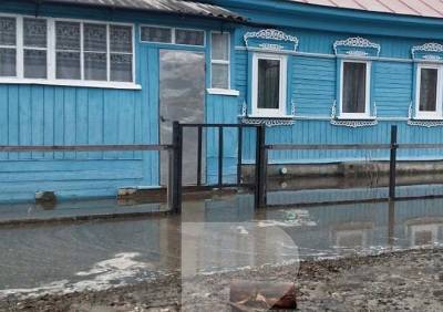 В Шацком районе речка вышла из берегов и затопила село