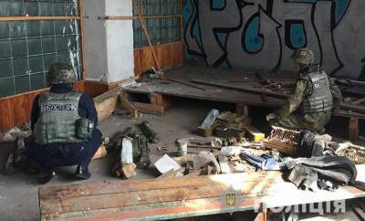 Масштабный схрон гранатометов, мин и патронов: в Мариуполе нашли оружие боевиков – фото