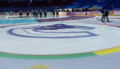 Восемь игроков Ванкувера попали под действие карантинных протоколов НХЛ