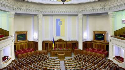 Украинский депутат допустил введение режима ЧП из-за коронавируса