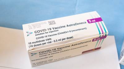 В Великобритании семь человек скончались из-за тромбоза после вакцины AstraZeneca