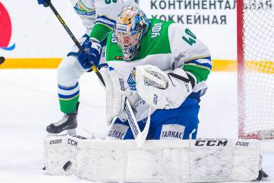 Вратарь «Салавата Юлаева» продолжит карьеру в НХЛ