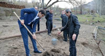 Символ твердой воли жителей Сюника: в Воротане на границе с Азербайджаном посадили деревья
