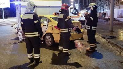 Глава ГИБДД России отметил рост числа смертей в ДТП с такси