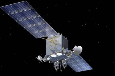 Убежал с орбиты: военный спутник РФ разрушился над Тихим океаном