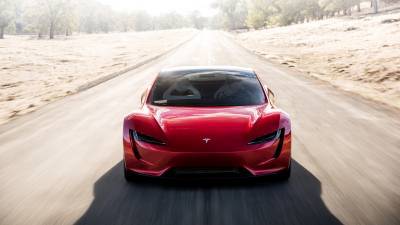 Компании Tesla и Toyota обсуждают создание электрического кроссовера