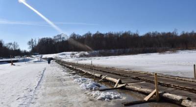 В Чувашии закрыли ледовую переправу через Суру