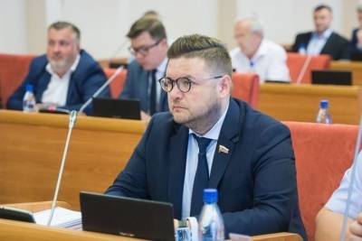 Ярославского депутата-домостроителя отправили под домашний арест