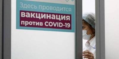 Почти семь миллионов россиян сделали прививку от коронавируса