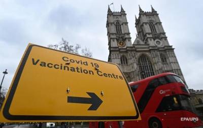 В Британии заявили о семи смертях от тромбов после вакцинации