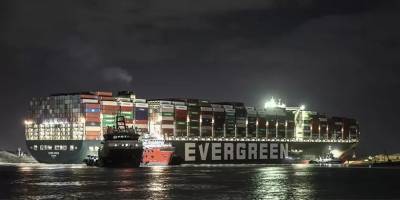 «Суэцкий кризис» преодолен — все застрявшие 422 судна покинули канал
