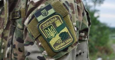 Выстрелил из АК-74: в "Десне" совершил суицид военный-контрактник