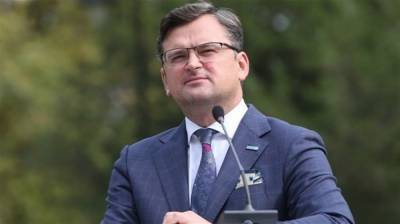Кулеба обсудил наращивание российских войск с председателем ОБСЕ