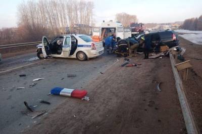 Полицейские пострадали в аварии под Уфой