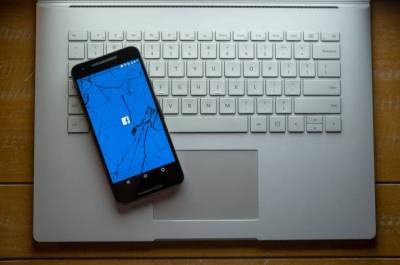 Личные данные более полумиллиарда пользователей Facebook попали в открытый доступ