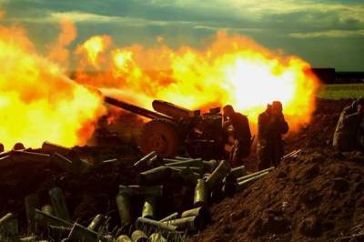 Украина впервые с конца июля нанесла артиллерийский удар по ЛНР