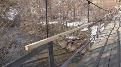 В Пензенской области двое детей упали в реку с разрушающегося моста