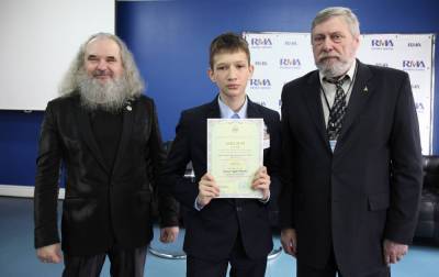 Южно-сахалинские школьники успешно выступили на конкурсе "Первые шаги в науке"