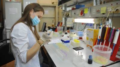 Попова: Российские ученые изучат образец индийского штамма коронавируса