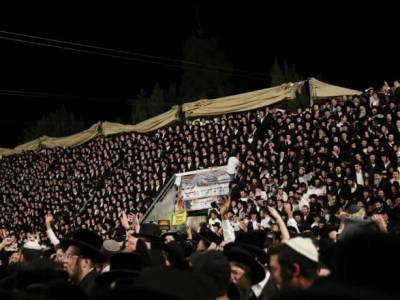 На религиозных собраниях в Израиле обвалилась трибуна: погибли десятки человек