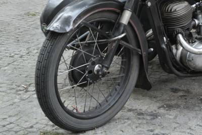 Женщина погибла в ДТП мотоцикла и «НЕФАЗа» в Забайкалье