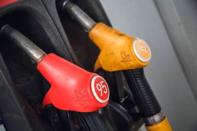 Средние цены на бензин выросли в России