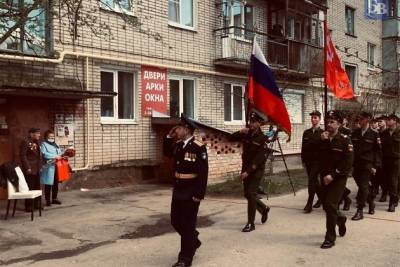 Военные и юнармейцы проведут 80 парадов во дворах ветеранов в Забайкалье